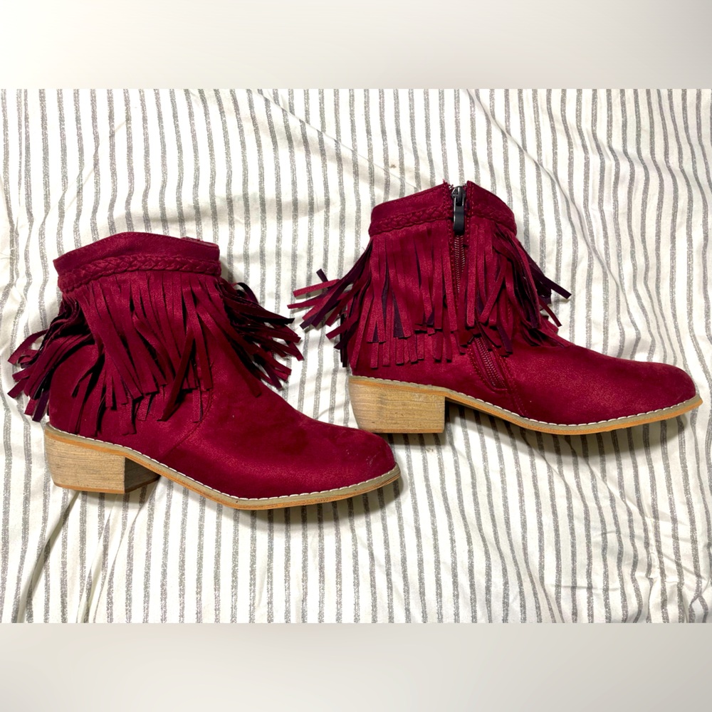 Size 7 J. Adams Burgundy Fringe Western Booties